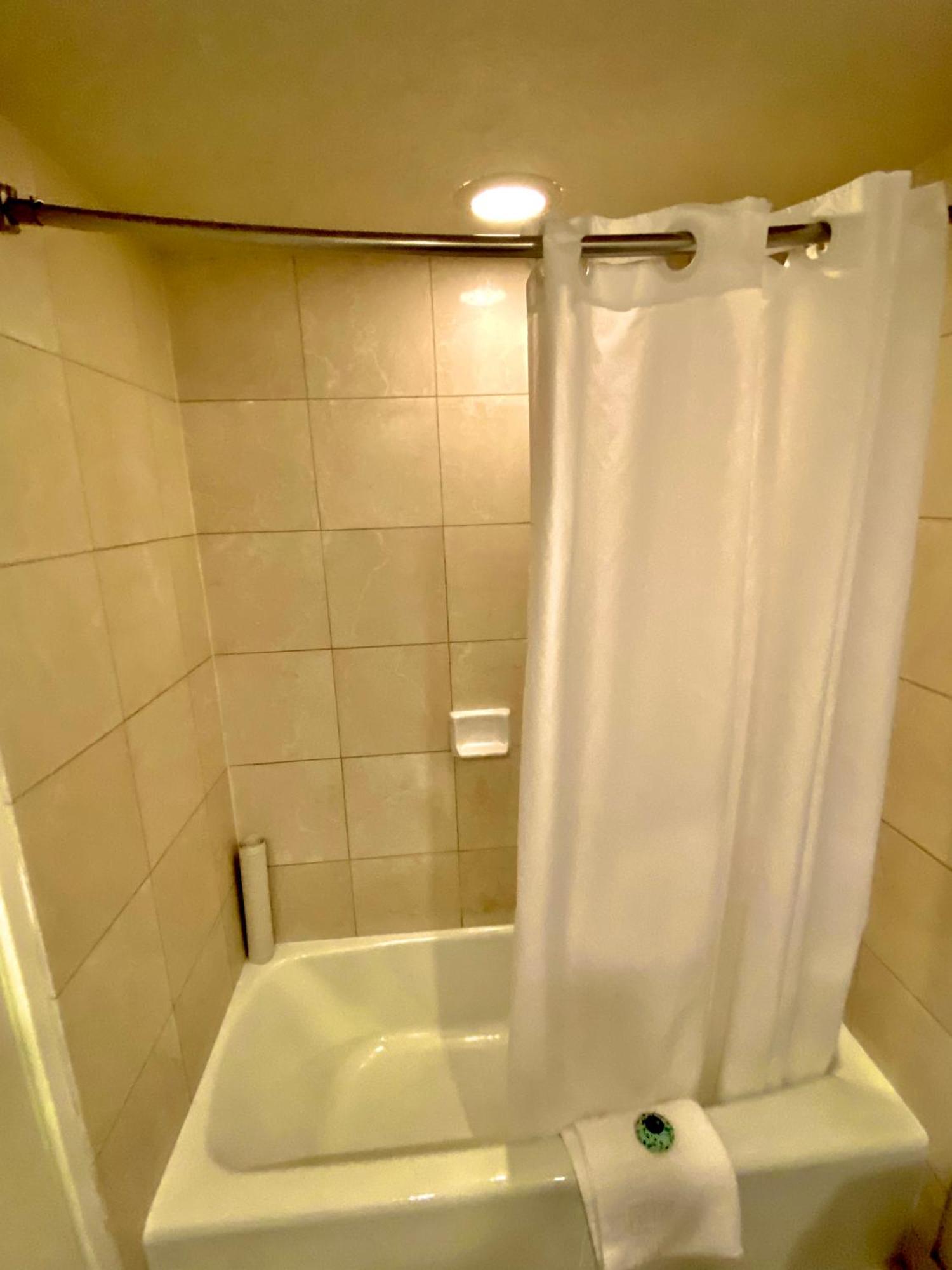 Cozy Studio With Free Parking In Waikiki Honolulu Exterior foto